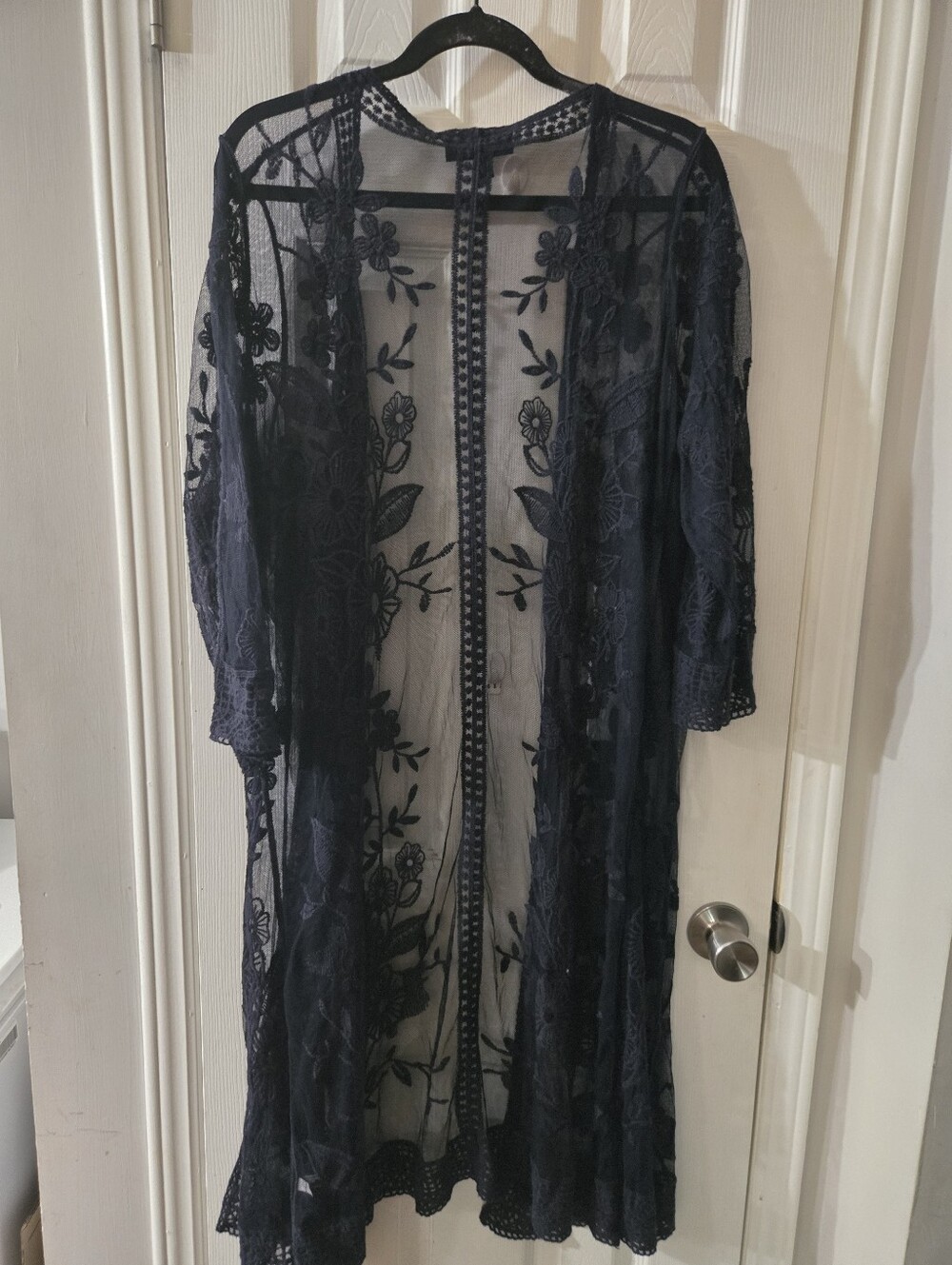 18/20 Lane Bryant stretchy lace duster - Picture 4 of 4